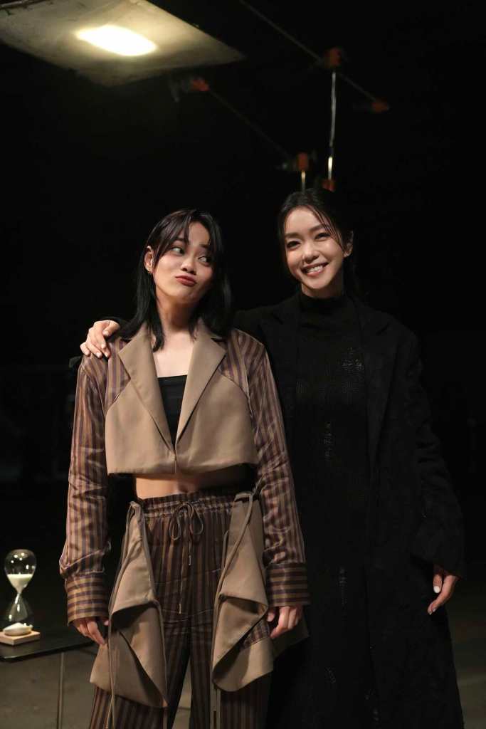 好友李霈瑜（大霈）跨刀助威〈離開你我想〉MV，大讚：好聽的歌曲我才拍！