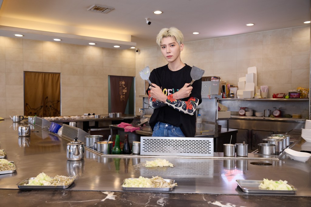 Bii畢書盡在鐵板燒餐廳舉辦私密感謝派對 (照片提供:索尼音樂)