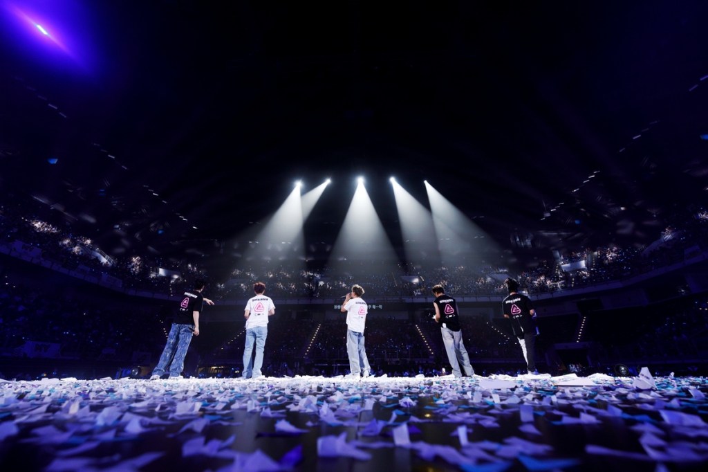 Energy《一觸即發》演唱會系列最終站 感動獻唱多首經典情歌