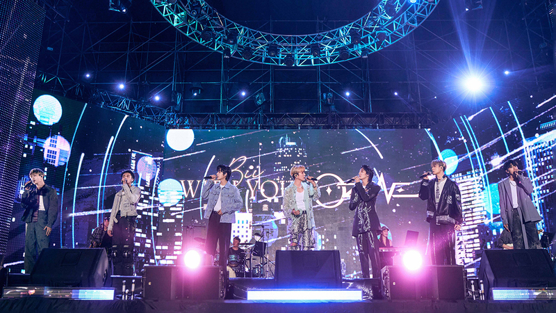 左起:子翔、哲言、佳辰、畢書盡、煥鈞、祖安、文廷