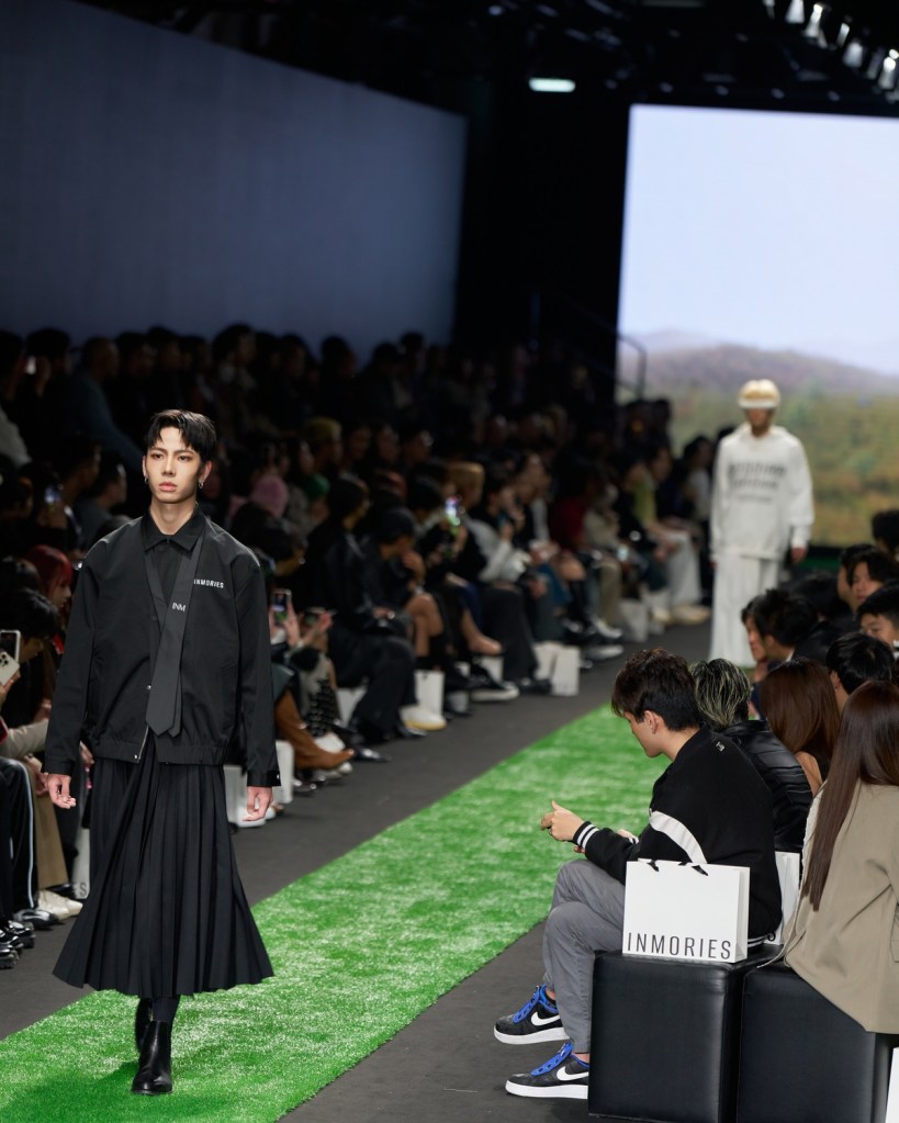 SEVENTOEIGHT走秀成員（左至右-柏佑、美祥） 