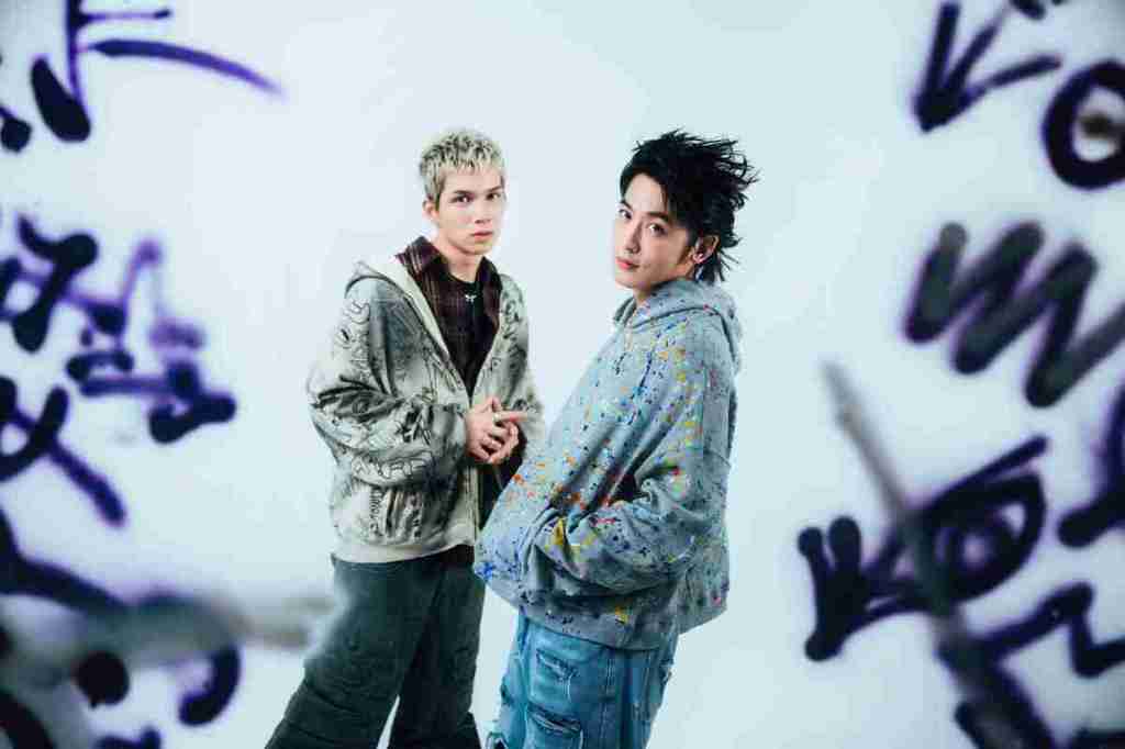 小樂吳思賢(右)派偉俊(左) 兩大型男共同點多 音樂 潮牌 東京旅遊全都聊(華納音樂提供 )