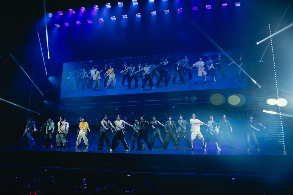 FEniX首場演唱會，完美合體師弟團ARKis、F.F.O三團同台（華納音樂X寬宏藝術 提供)