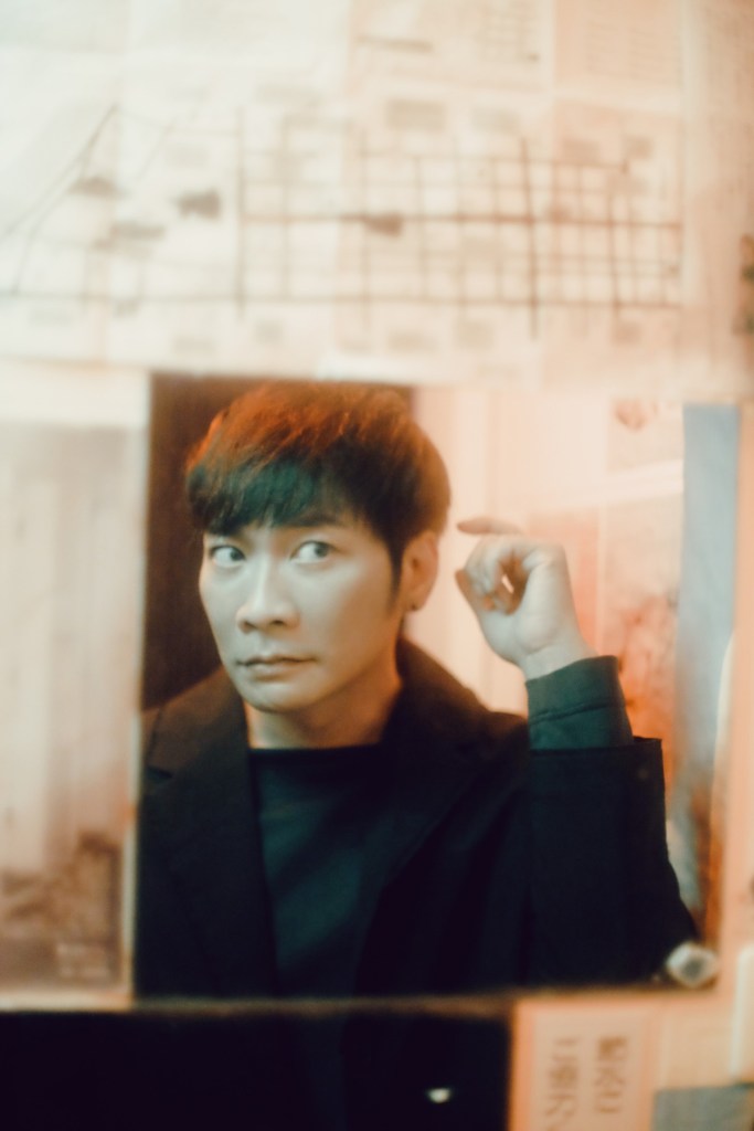 首日演出歌手 - 黃玠