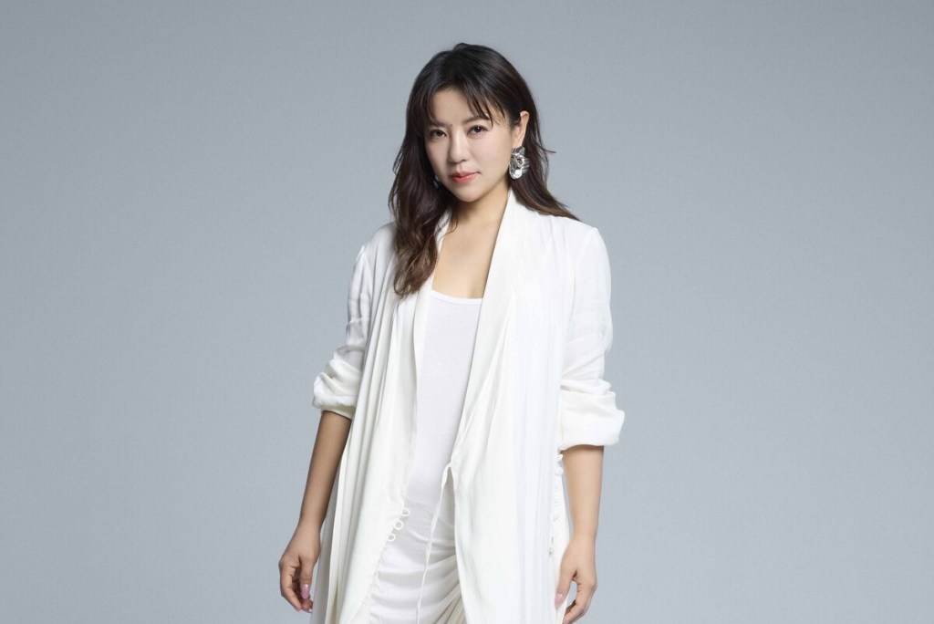 丁噹《夜遊 A Night Tour》小巨蛋夜未眠演唱會宣布11/16加場 門票5/25中午12點拓元售票全面開賣