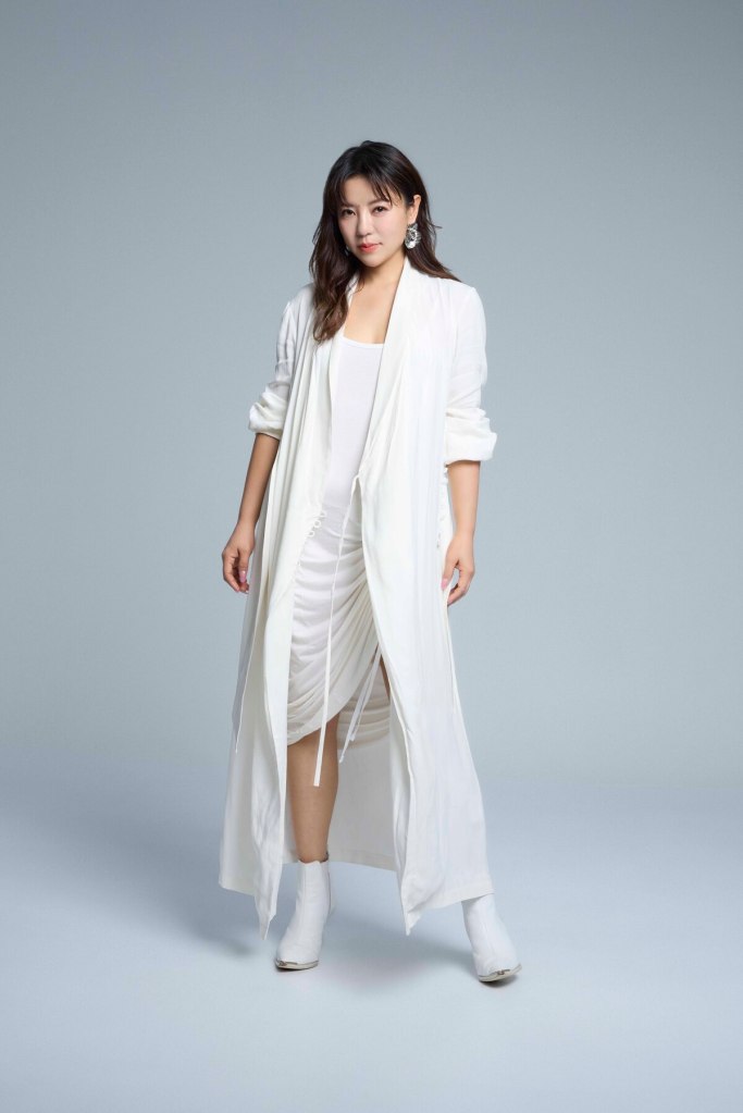 丁噹《夜遊 》小巨蛋夜未眠巡迴演唱會11月16加場