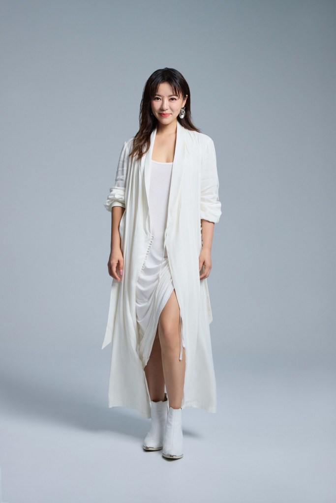 丁噹《夜遊 》小巨蛋夜未眠巡迴演唱會11月16加場