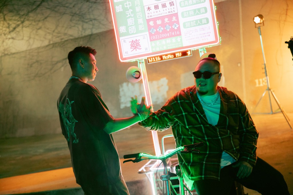 頑童MJ116新歌〈NONO〉MV (照片提供:本色音樂)