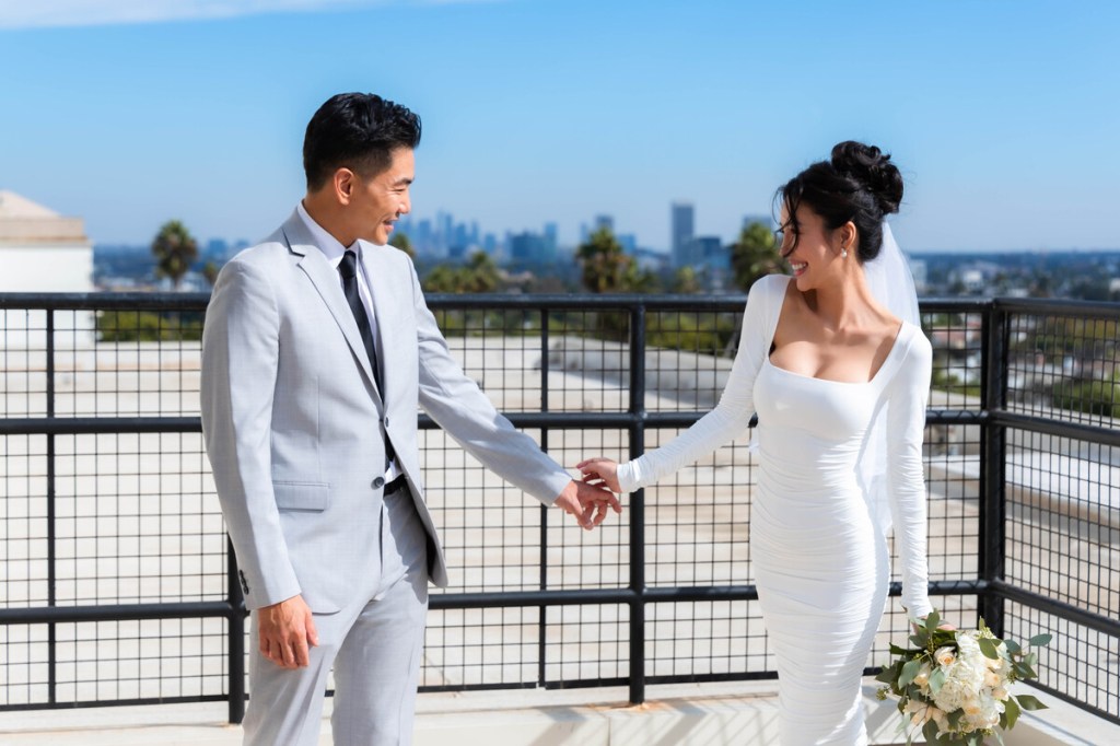 金曲13最佳新人+金曲25最佳單曲製作人 孔令奇正式公布愛妻 並重啓音樂事業&nbsp;敬請期待今年全新作品