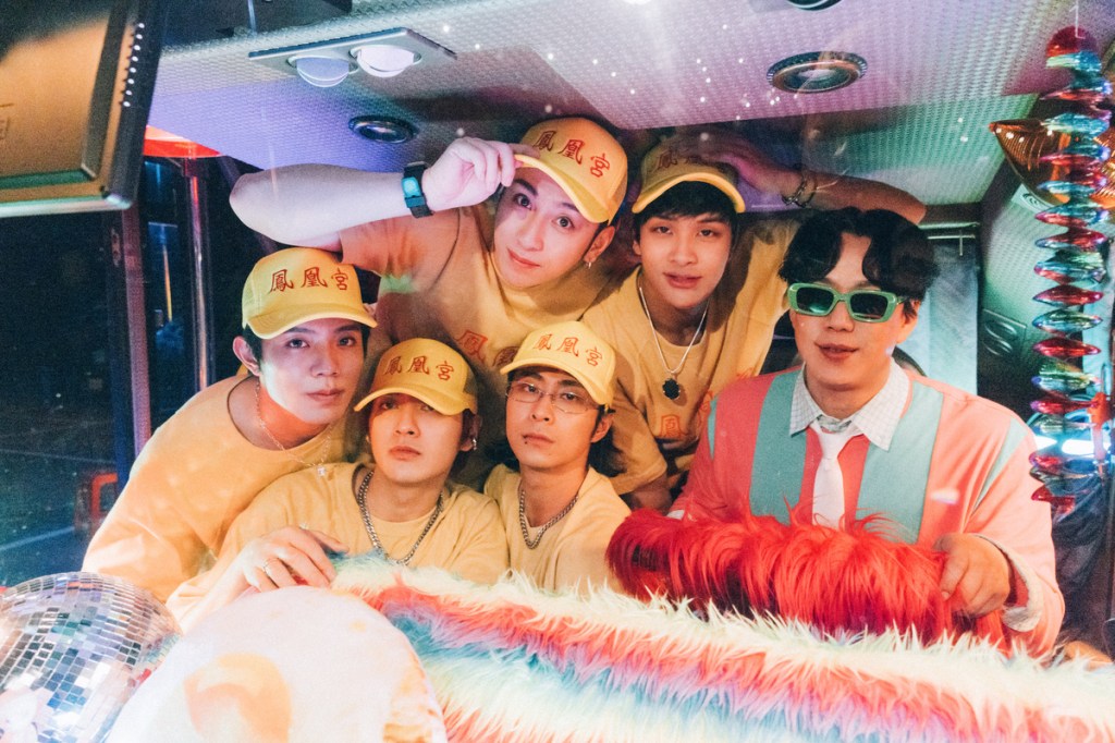 蕭煌奇預告今年夏天推出全新台語專輯 新單曲〈你攏無咧看〉邀同門師弟 FEniX&nbsp;飾演鳳凰宮-進香團