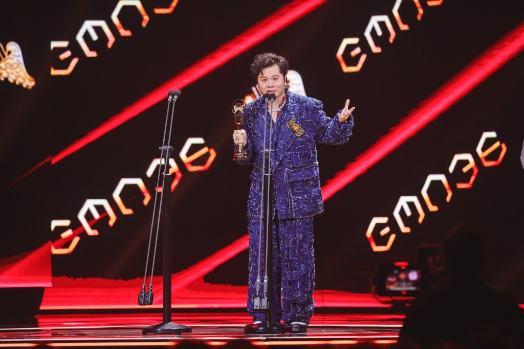 最佳客語專輯獎：牛騷 New Soul／子皿有限公司﹙演唱者：黃子軒﹚