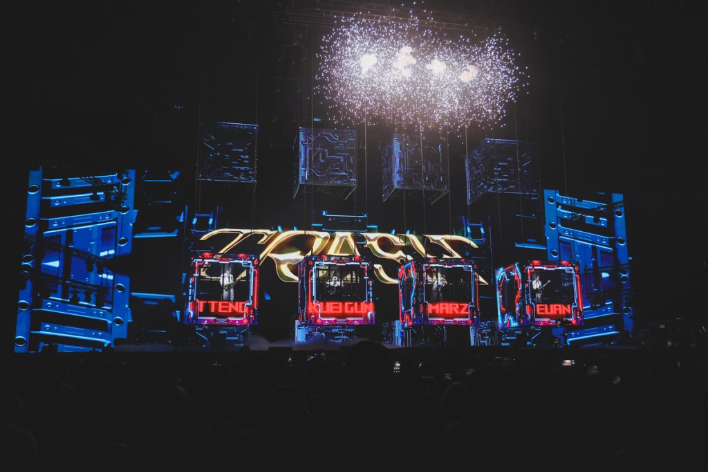 TRASH《幸福的末班車》演唱會高雄場