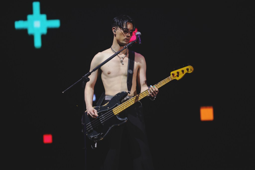 TRASH「脫衣」感謝歌迷完售支持:博文