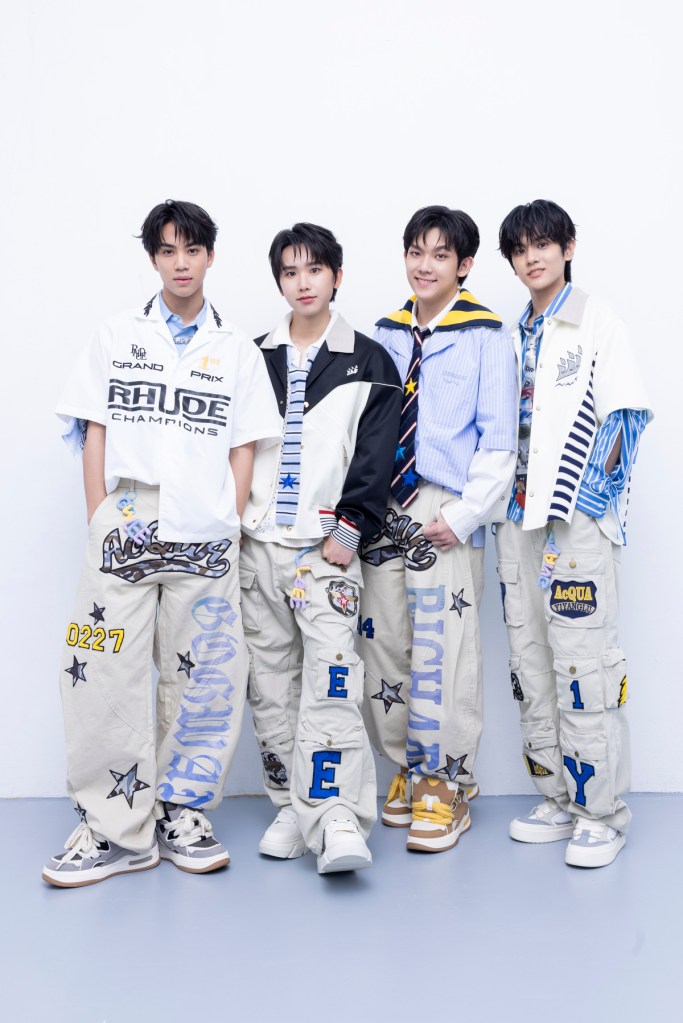 AcQUA源少年 左起秉諭、莑茗、毓家、佾暘