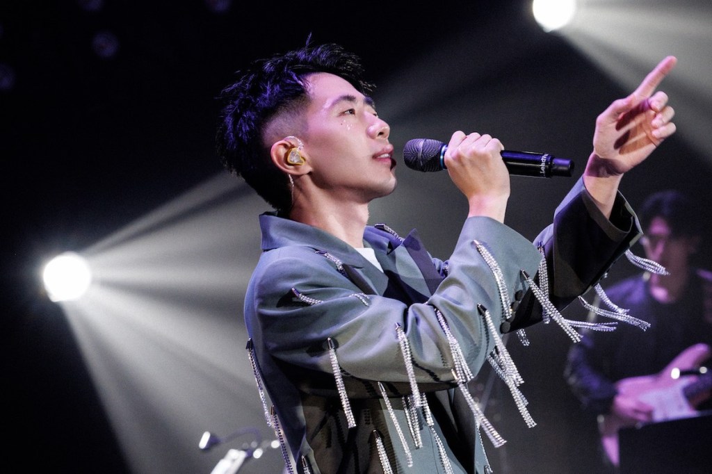 鄭興首登TICC開唱 邀盧思蒨、王育嘉、張少瑜三位金曲36入圍者擔任樂手 透露小宇擔任新專輯製作人