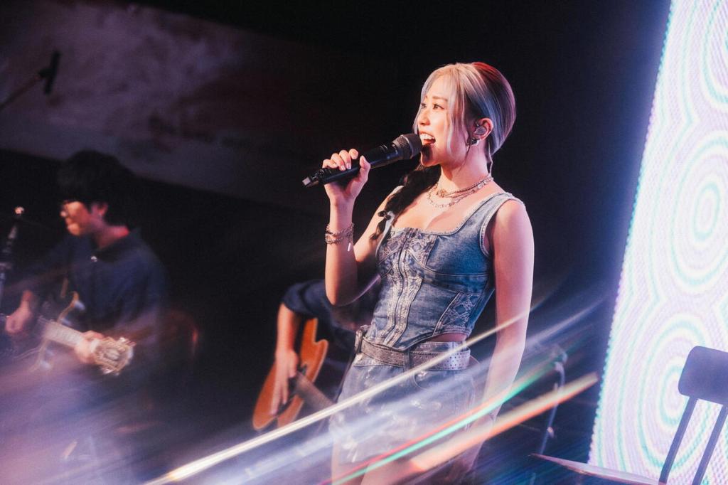 艾薇連續兩天舉辦FAN-CONCERT (照片提供:環球音樂)
