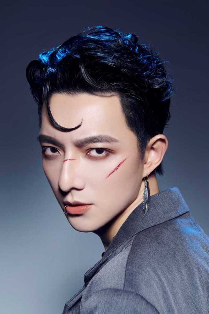 陳竟飛新歌〈美術館〉視覺話題搶眼!挑戰新風格 (小馬鈴薯娛樂製作、我在娛樂提供)