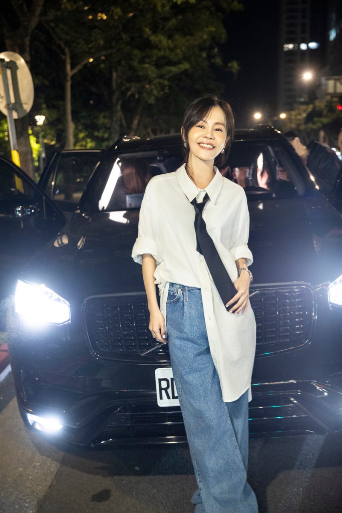 彭佳慧在〈愛了〉MV化身Uber司機 (照片提供:索尼音樂)