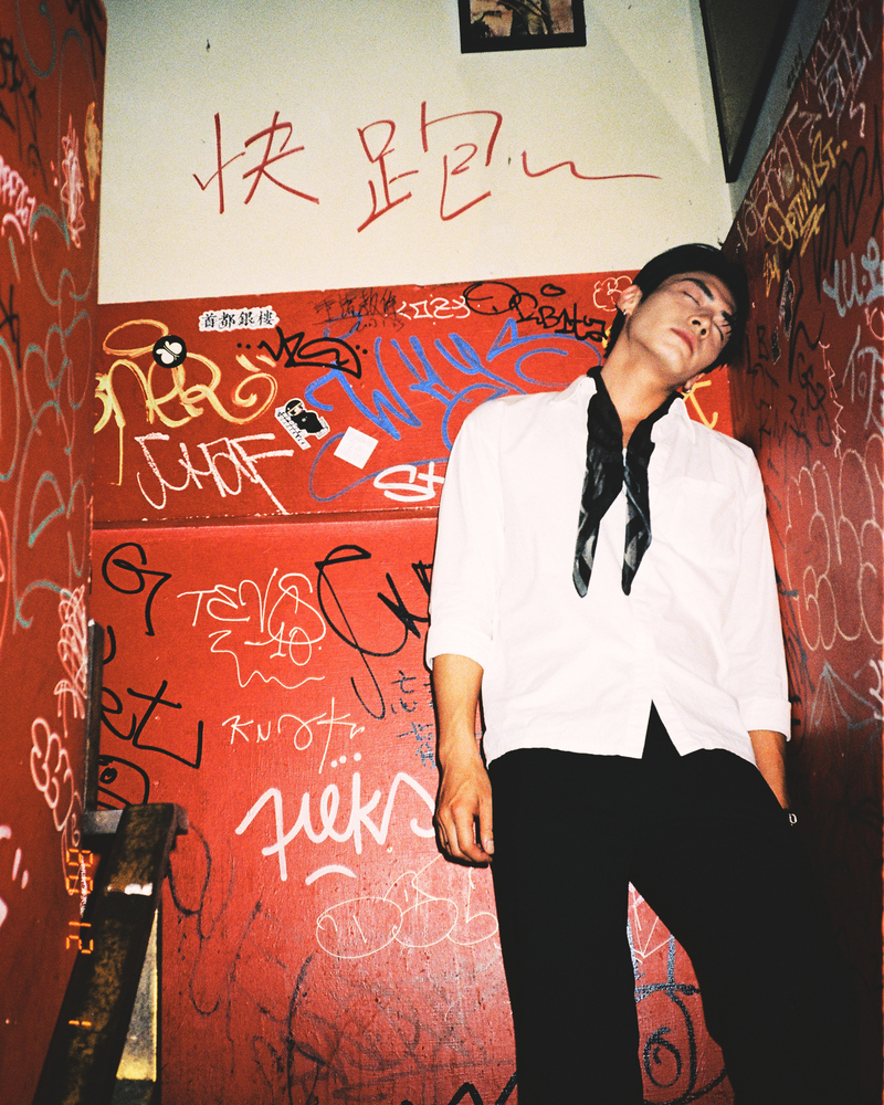 宋柏緯發行全新創作EP《將就派對》(照片提供:夕陽音樂)