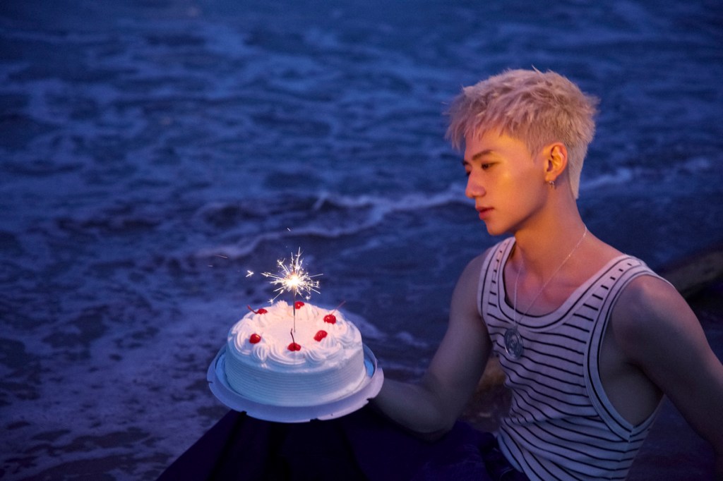 翟浚安慶祝滿21歲 回家鄉基隆走訪海邊和廟口夜市 將飛往泰國參加音樂節&nbsp;8月在台北與品牌舉辦見面會