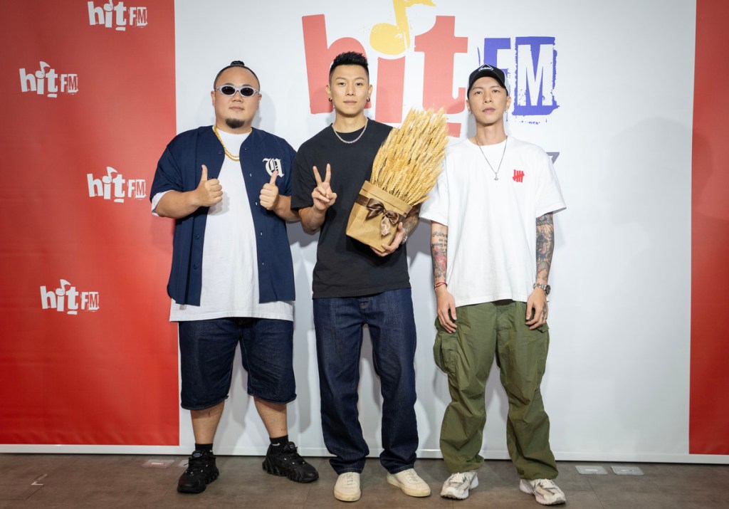 頑童MJ116喜收大麥，音同「大賣」，祝《頑童MJ116 OGS 台北小巨蛋演唱會》門票開賣四場都秒殺