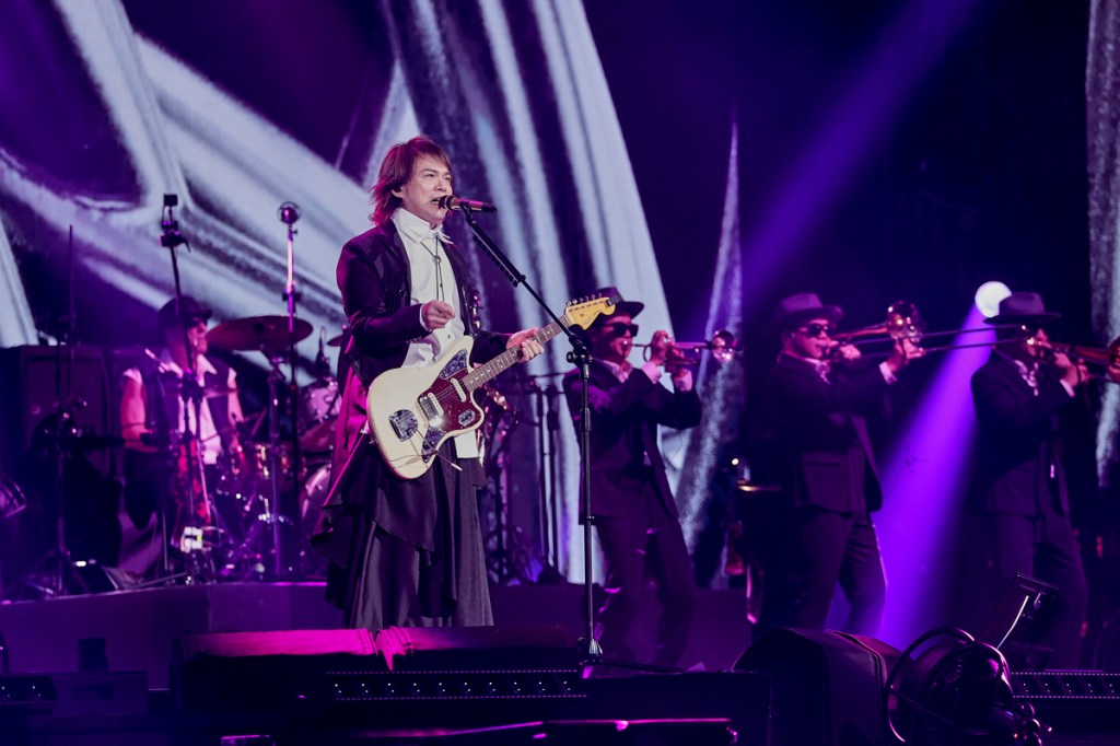 伍佰 & China Blue Rock Star 2巡迴演唱會-台北站登場 (照片提供:月光音樂)
