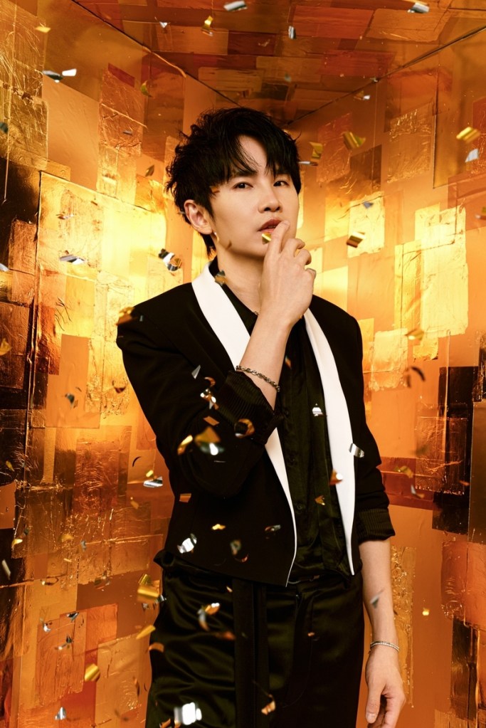 能量五行鑽卡 牛奶屬「金」