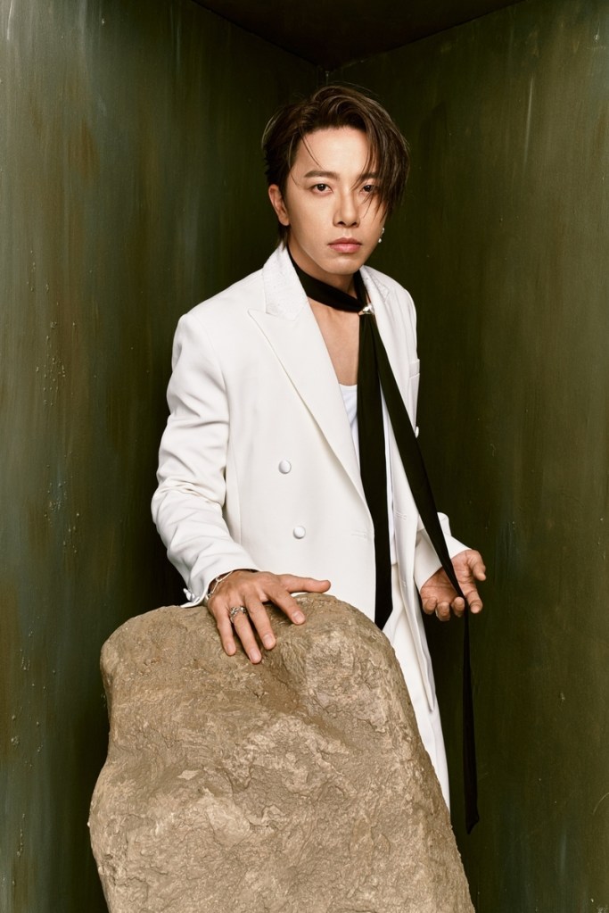 能量五行鑽卡 坤達屬「土」