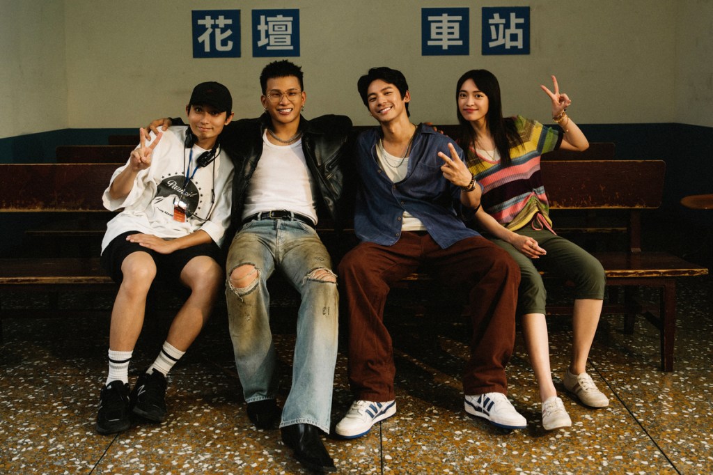 (左起)導演殷振豪 、黃奇斌、林柏宏 徐萱