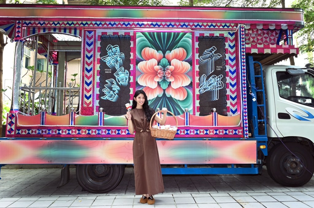 李千娜花七位數打造記憶中的電子花車！9/5首發台語翻唱專輯