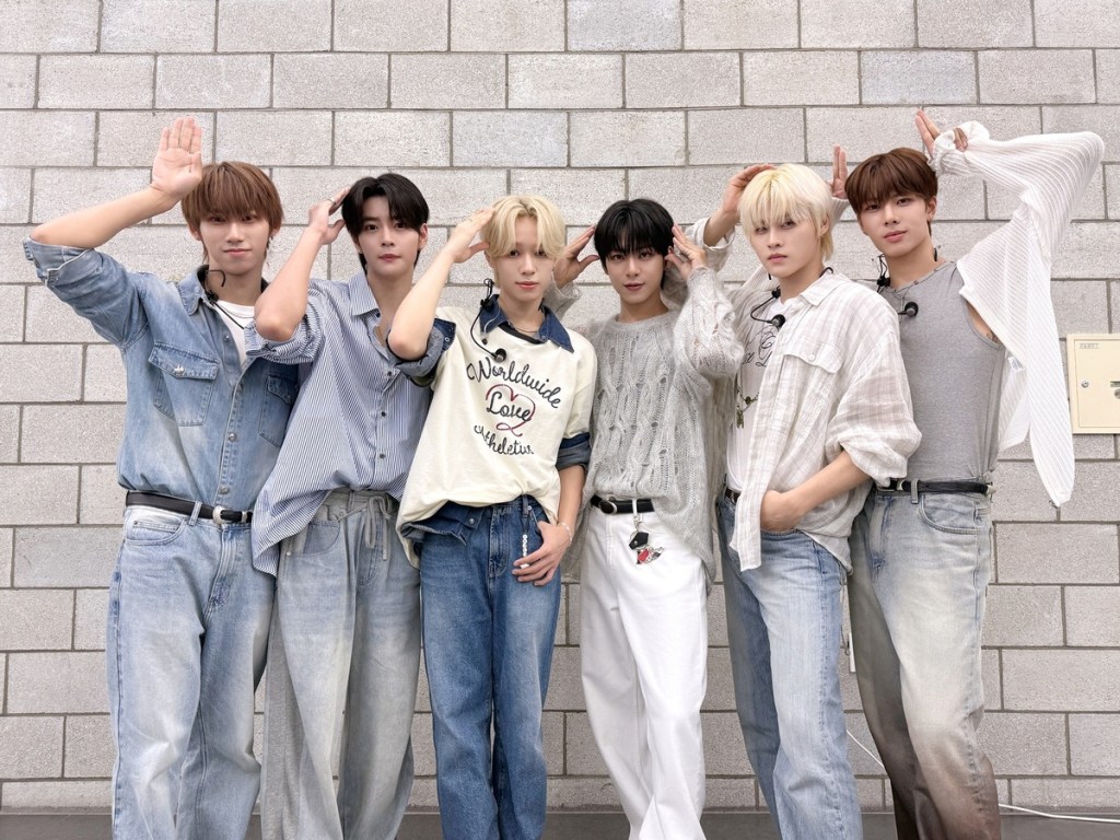 SEVENTOEIGHT 首登韓國打歌舞台打開國際大門(左起:JEXXI义翔、學駿、D'OM、麒文、 美祥M、JAGGER柏佑)