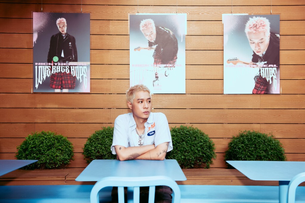 周湯豪舉辦新專輯《LOVE RAGE HOPE》導聽會！千禧快閃店向經典音樂致敬