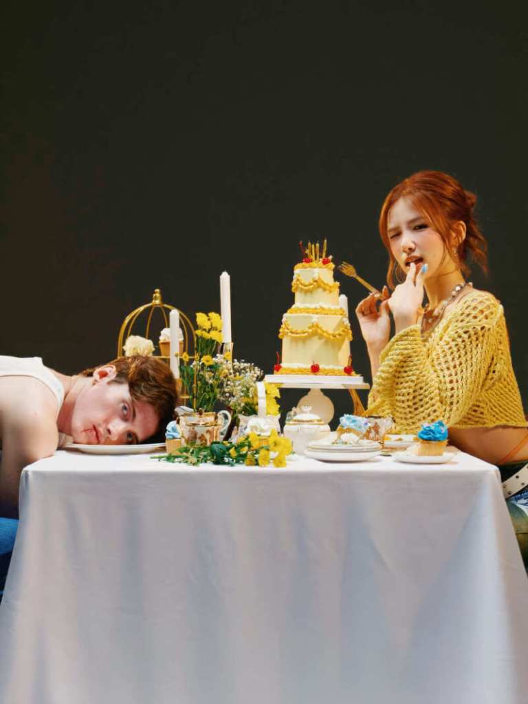 〈Sweet Sweet Boy〉的MV及視覺影像全由Jocelyn 9.4.0操刀