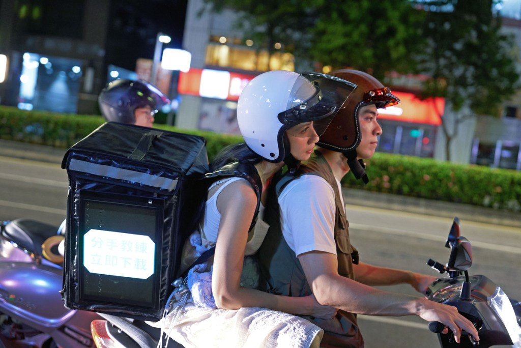 李千娜〈再會啦心愛的無緣的人〉MV邀林哲熹共同主演 (照片提供:環球音樂)