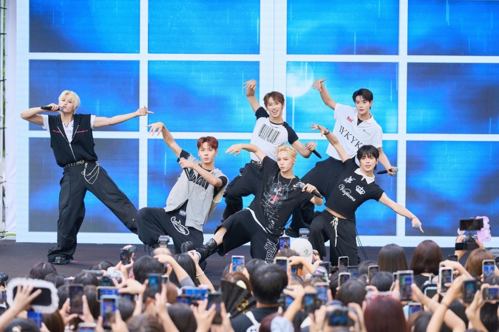 SEVENTOEIGHT今舉辦韓國出道後返台首場見面會(左起：美祥M、JAGGER柏佑、EXXI义翔、D'OM、學駿、麒文)