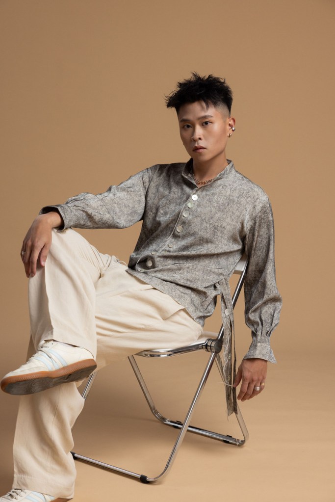 LINION 推出第四張全新專輯《自己自己 mi casa su casa》(照片提供:嘿黑豹工作室)