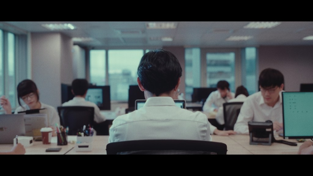 VH 全新單曲 〈彆扭〉MV (照片提供:知間文化)