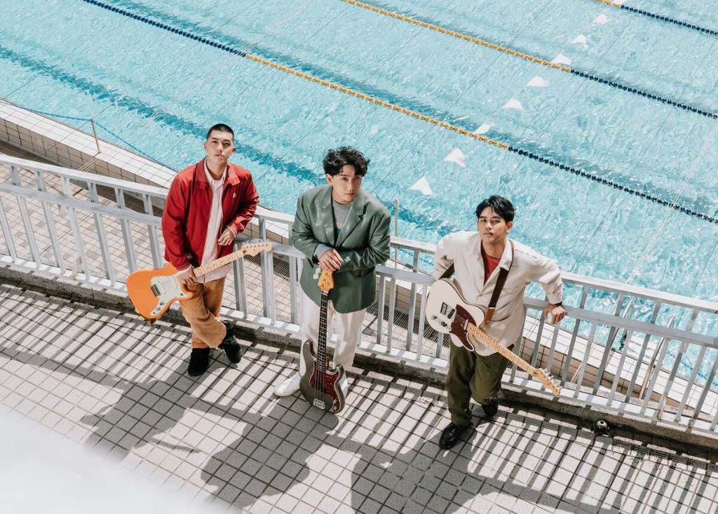 靈魂沙發 左起：主唱本山、貝斯手亨利、吉他手Poo poo