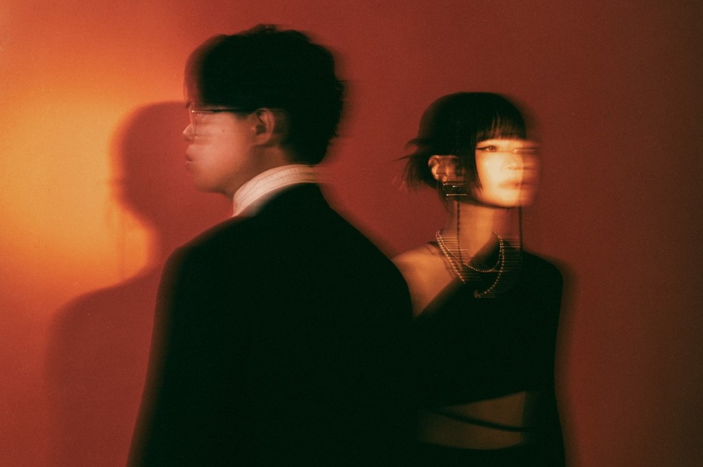 VH 推出全新單曲〈彆扭〉！如同耳邊絮語述說人性的矛盾猶疑