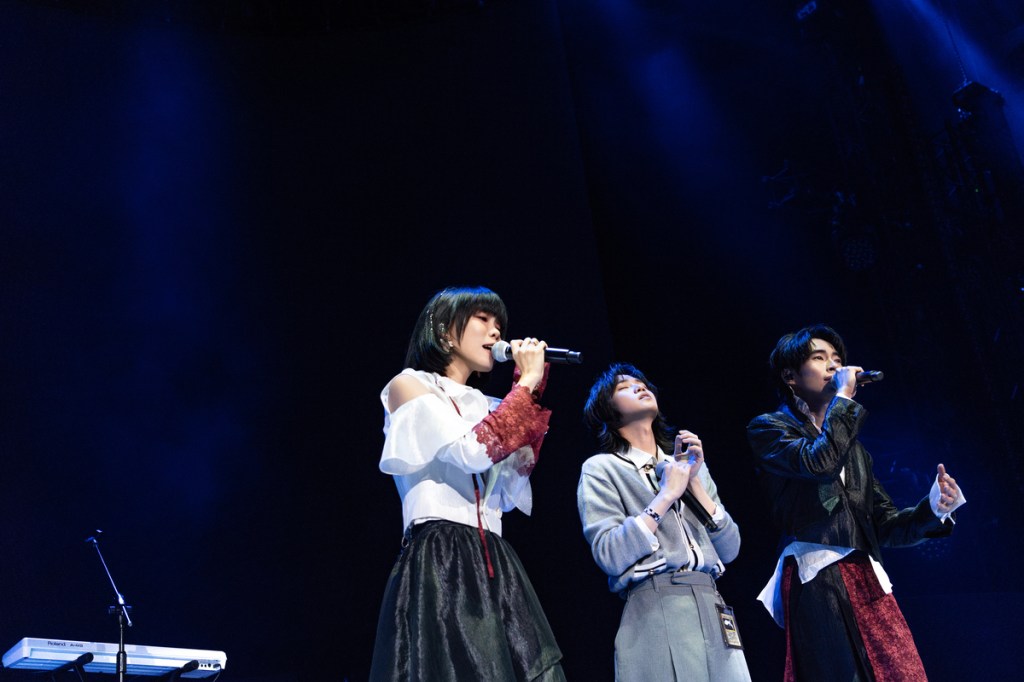 Crispy脆樂團與持修合唱「編織星空的人」與「有一說一」