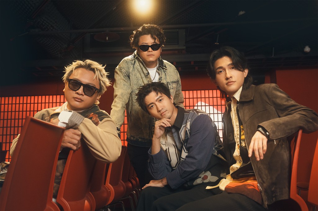 冰球樂團新專輯《我很抱歉》由陳君豪 、黃少雍、陳建瑋、鍾濰宇操刀製作！