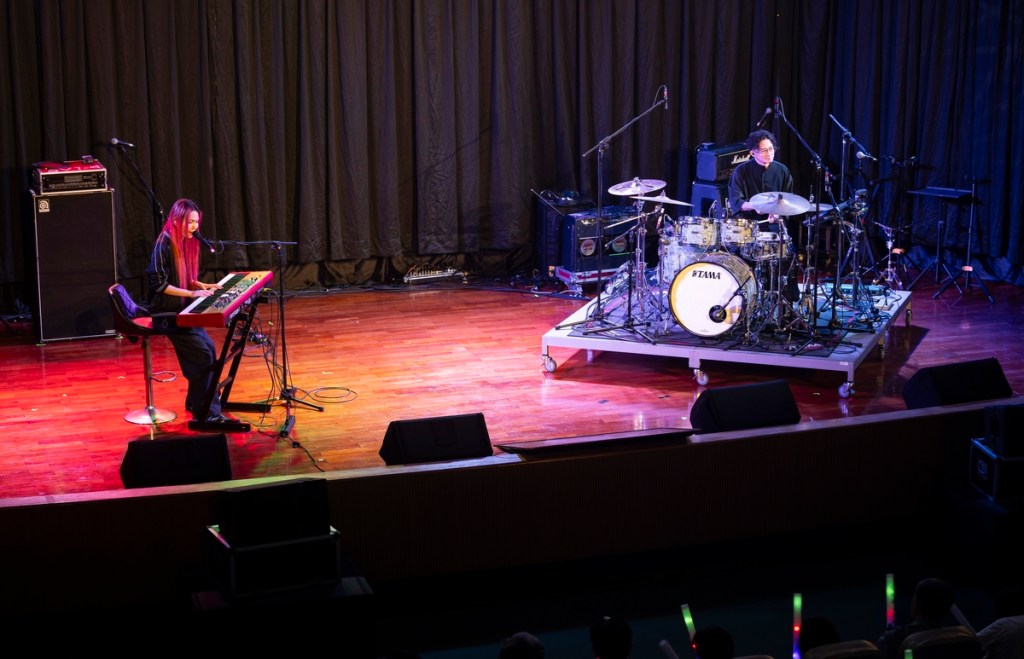 Tizzy Bac感謝醫護人員每天的付出，讓世界多了一份善意與美好。（相信音樂提供）