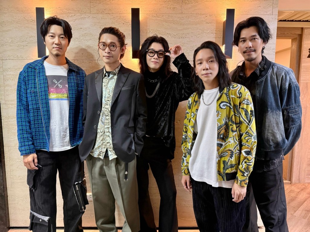 麋先生於24日平安夜接力登場送暖。（相信音樂提供）