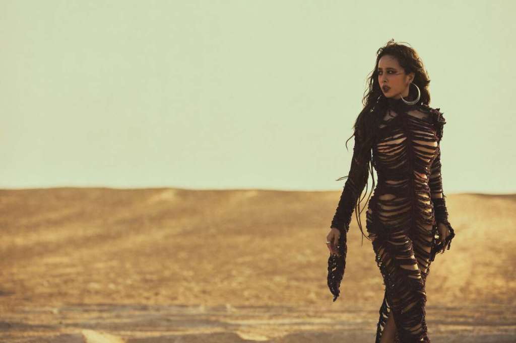 JOLIN蔡依林釋出〈Fish Love〉MV！遠赴杜拜沙漠與城市取景拍攝