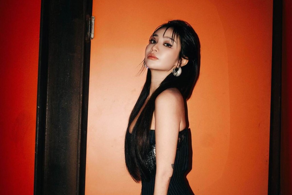 Kimberley陳芳語全新客語創作〈擁抱自己〉！邀黃宇寒與陶逸群聯手打造