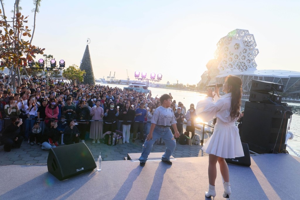 原民弟弟的舞技驚艷全場欲罷不能,讓丁噹直呼「好了就好了!」