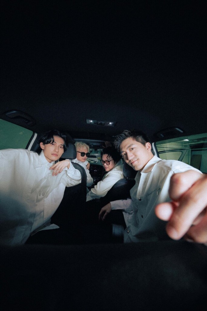 從僅有50人的場地，花了13年終於唱進這座5000人的北流；蒙率先喊話：無論是50人還是50000人，我都會以500_的能量炸翻全場！