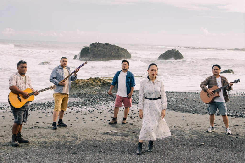 嵐馨樂團成軍20年首發同名專輯！將阿美族文化與生活靈感具象化