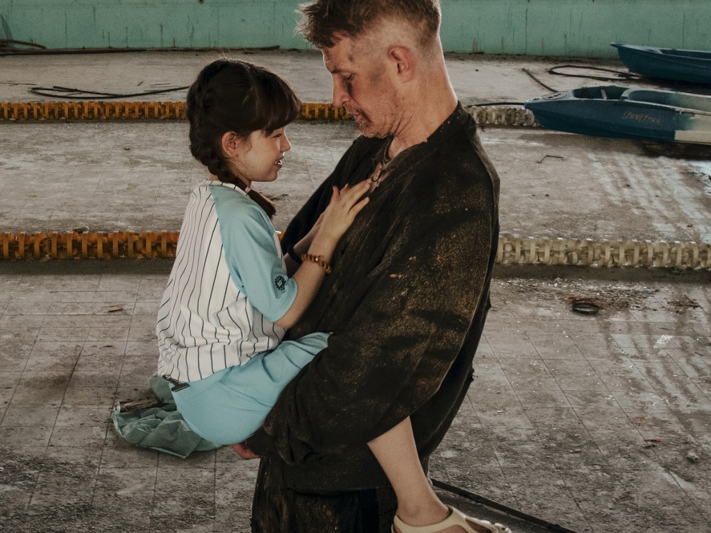 Lazy Habits攜手BRADD、阿法推出〈Ornaments & Arguments&nbsp;2.0〉MV！