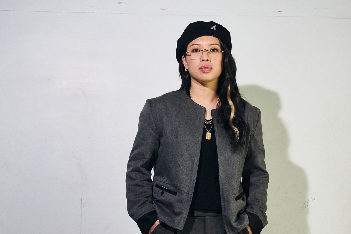 Miss Ko Rapper Miss Ko 葛仲珊推出〈b.ye 畢業〉MV!歌曲最後收錄方大同的語音訊息 – 一事無成的老編|華語流行音樂媒體